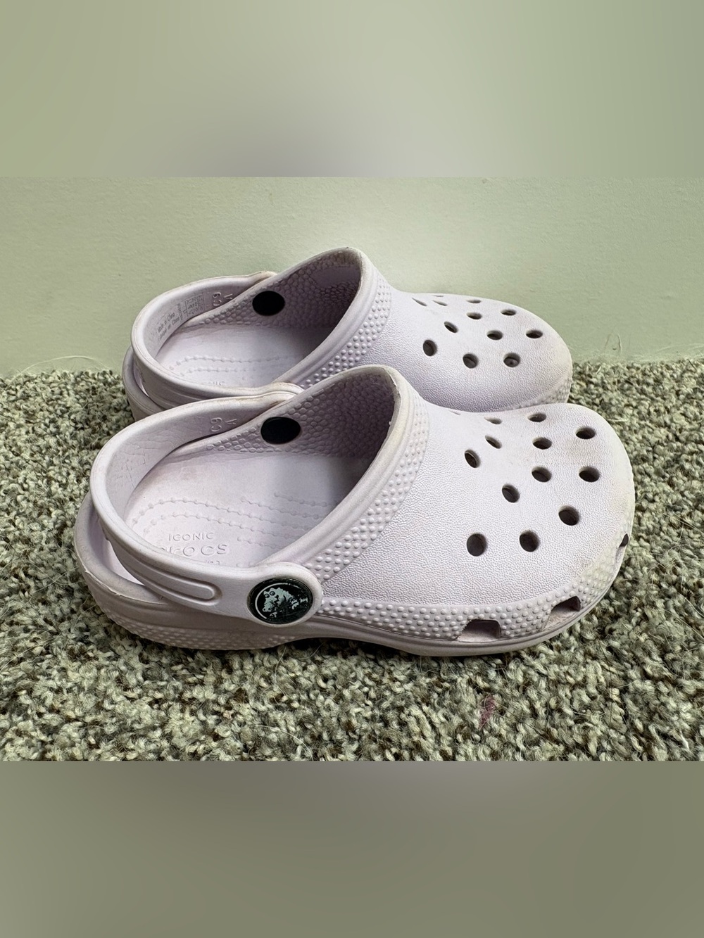 CROCS Waterproof Slip On Classic Clog Light Purple Size 9c